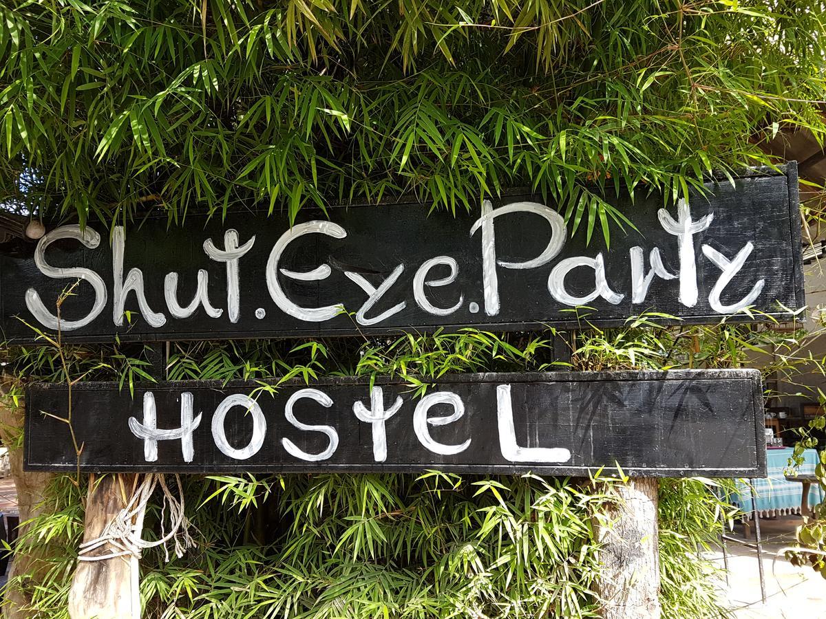 Shut Eye Party Hostel (Adults Only) Pai Dış mekan fotoğraf